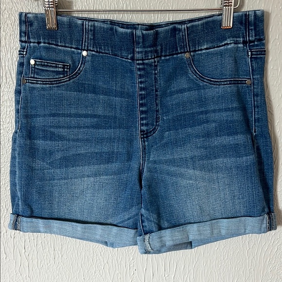 Liverpool Jean Shorts - Picture 1 of 4